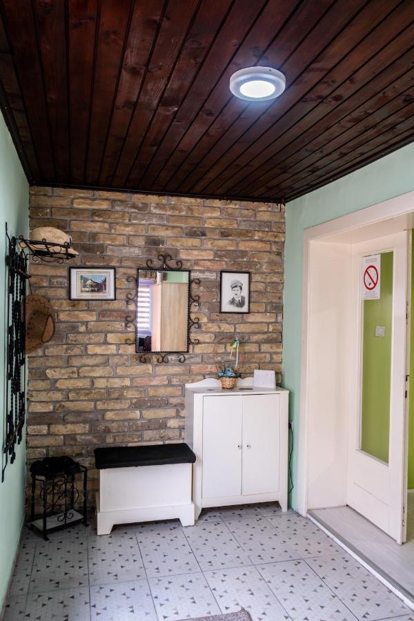 Apartamento Apartman Bruno Senta Exterior foto